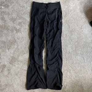 lululemon dance studio mid rise pants 6 tall
